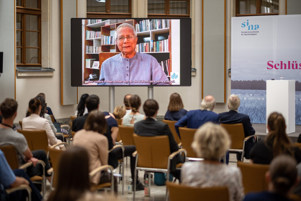 SINA Videobotschaft Prof Yunus